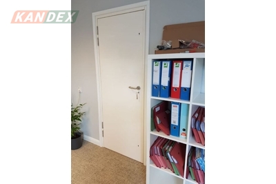 Cửa thép chống cháy ở Lai Châu khác cửa thoát hiểm hay không