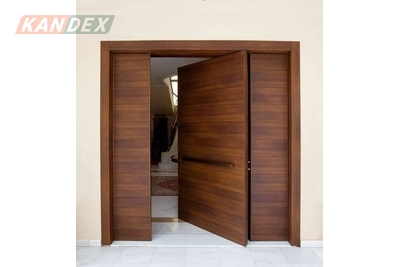 Cửa thép vân gỗ loại nào tốt? Tư vấn mới nhất từ chuyên gia