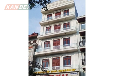 Cửa thép vân gỗ có bị gỉ không? Cách khắc phục hiệu quả?