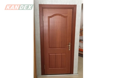 Khuôn cửa thép vân gỗ nên lưu ý gì khi chọn và sử dụng?