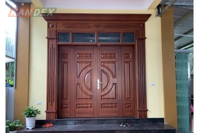 Báo giá cửa sắt vân gỗ ảnh hưởng bởi những yếu tố nào?