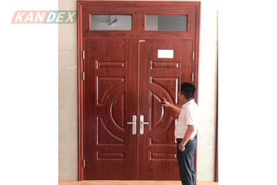 Giá cửa thép vân gỗ 2 cánh cập nhật mới nhất, click ngay!