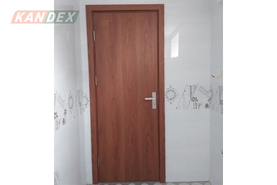 Sản xuất cửa thép vân gỗ có khó không? Đơn vị nào uy tín?