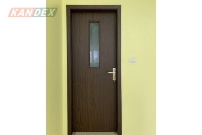 Bảng giá cửa sắt vân gỗ thay đổi dựa vào những yếu tố nào?