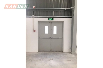 Cửa thép công nghiệp phù hợp lắp đặt tại các nhà máy