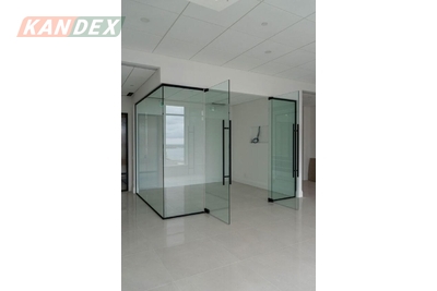 Cửa kính chống cháy thích hợp lắp đặt tại khách sạn