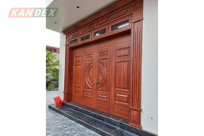 Cửa thép vân gỗ giá rẻ nên mua hay không? Vì sao?