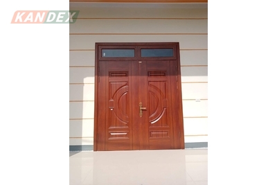 Cửa thép vân gỗ có tốt không? Chất lượng đánh giá thế nào?