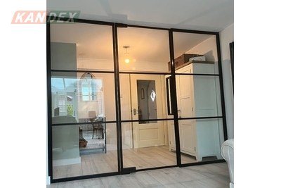 Kính Chống Cháy EI70 Có Bị Nứt Vỡ Khi Cháy Không?