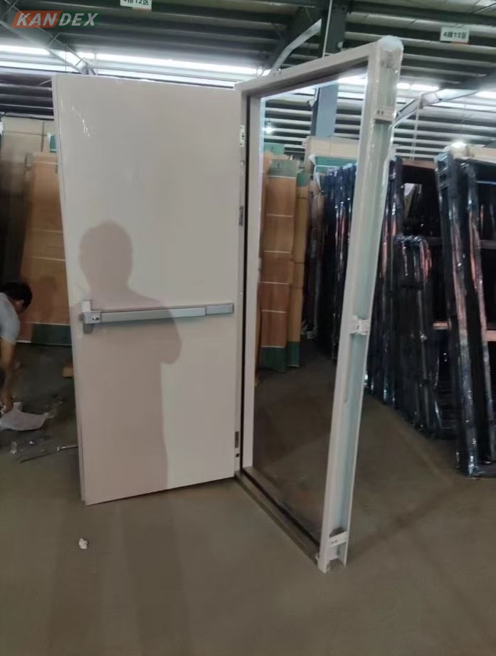 Cửa Chống Cháy EI 60: Ứng Dụng Và Lợi Ích Trong Các Công Trình Lớn