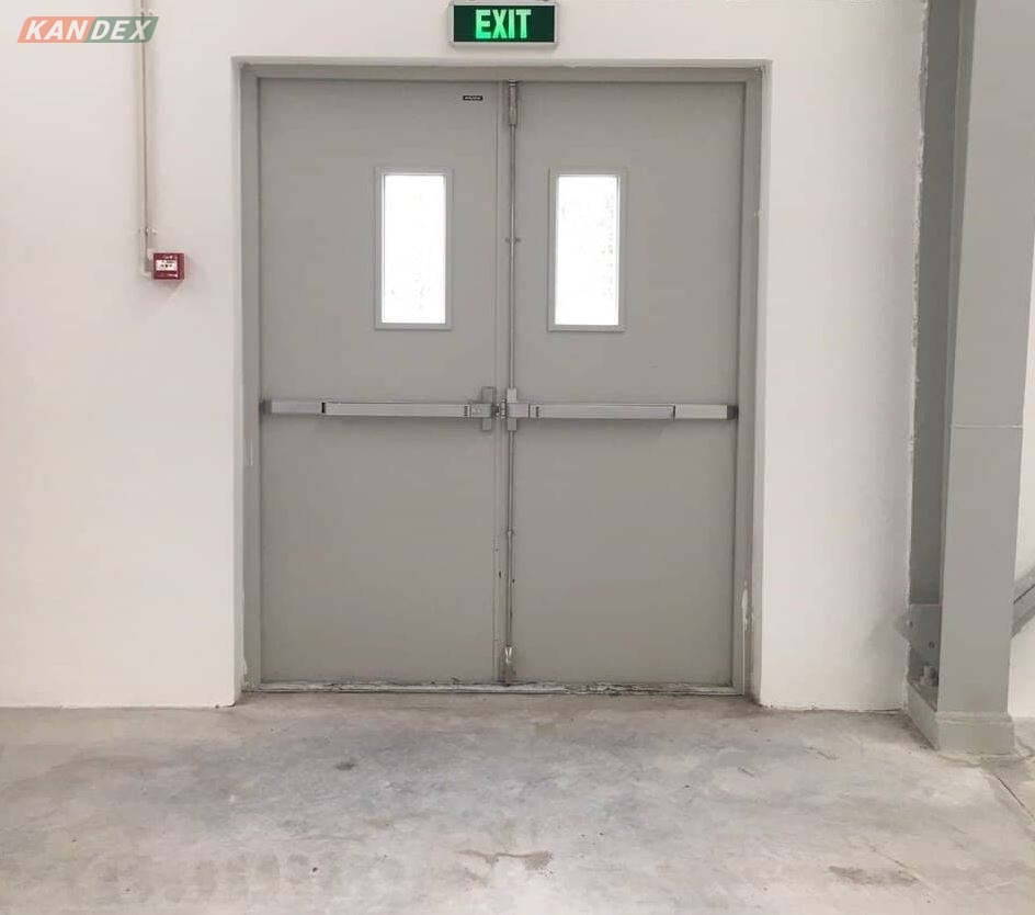 Cửa Thoát Hiểm Chống Cháy Trong Các Tòa Nhà Cao Tầng: Tại Sao Cần Thiết?