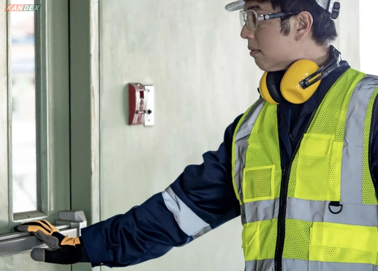Hướng Dẫn Bảo Trì Cửa Chống Cháy Định Kỳ Đúng Kỹ Thuật