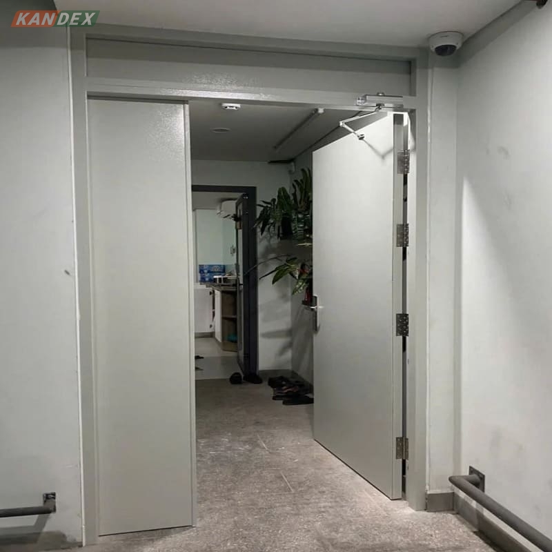 Cách Xử Lý Cửa Chống Cháy Bị Rỉ Sét Do Môi Trường Ẩm
