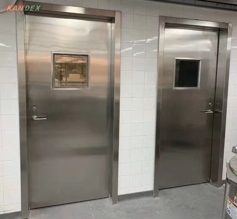 Cửa Chống Cháy Thép - Chuyện Gì Xảy Ra Nếu Lắp Sai Chiều Mở Cửa?