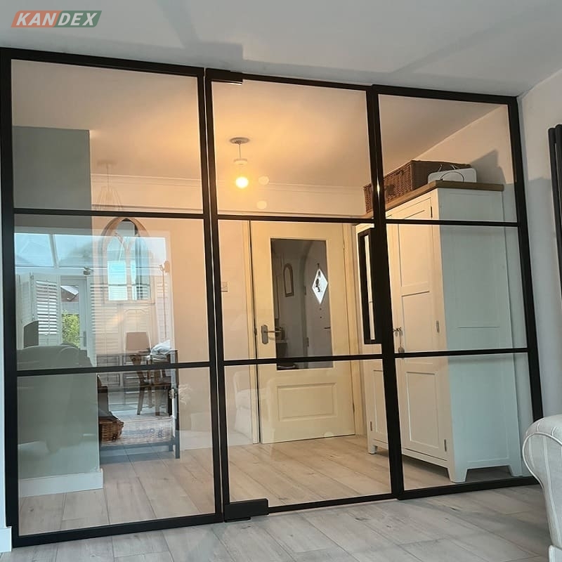 Kính Chống Cháy EI70 Có Bị Nứt Vỡ Khi Cháy Không?