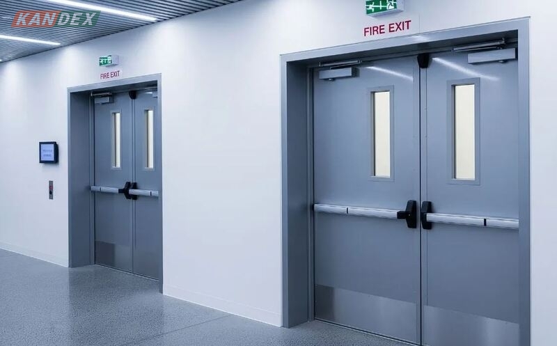 Cửa Thoát Hiểm 2 Cánh - Cơ Chế Đóng Tự Động Hoạt Động Sao?