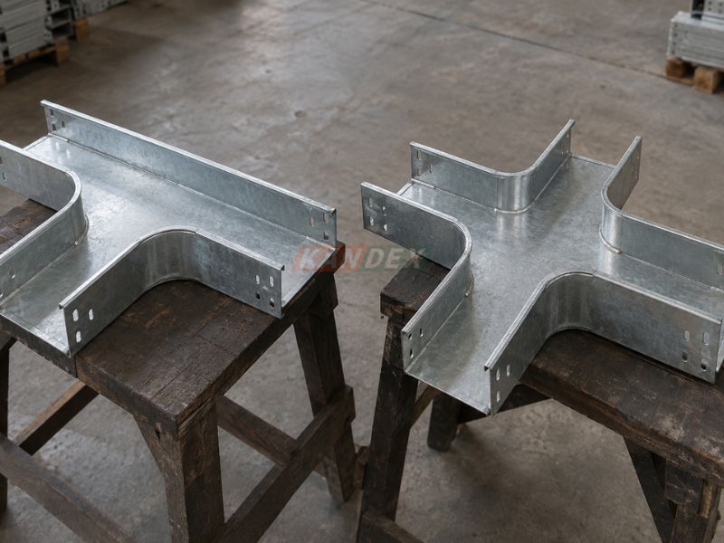 Phụ Kiện Thang Máng Cáp - 25 Loại Phổ Biến, Giá Tận Xưởng