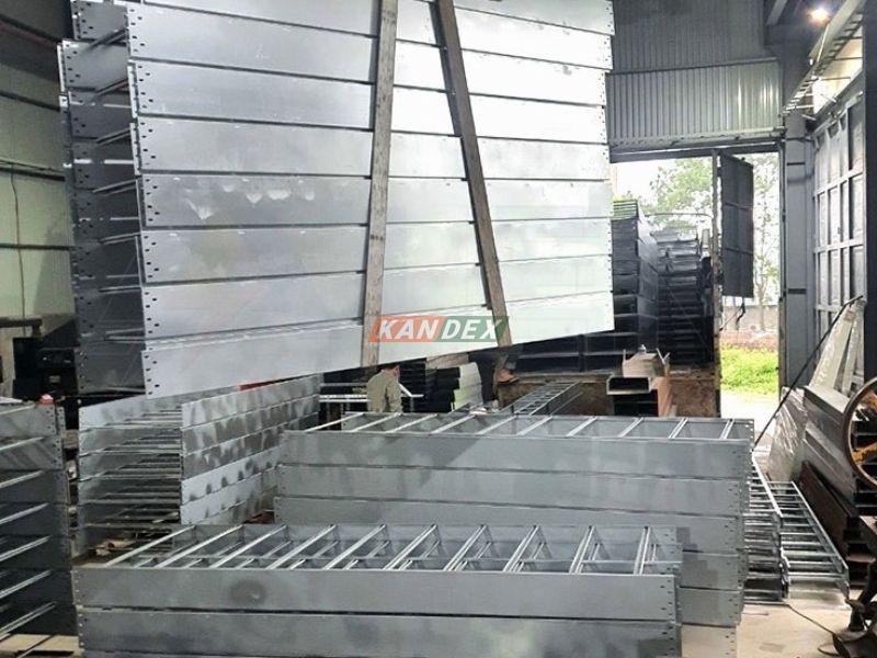 Thang Cáp Inox 201 Chống Gỉ Tốt, Đủ Kích Thước Báo Giá