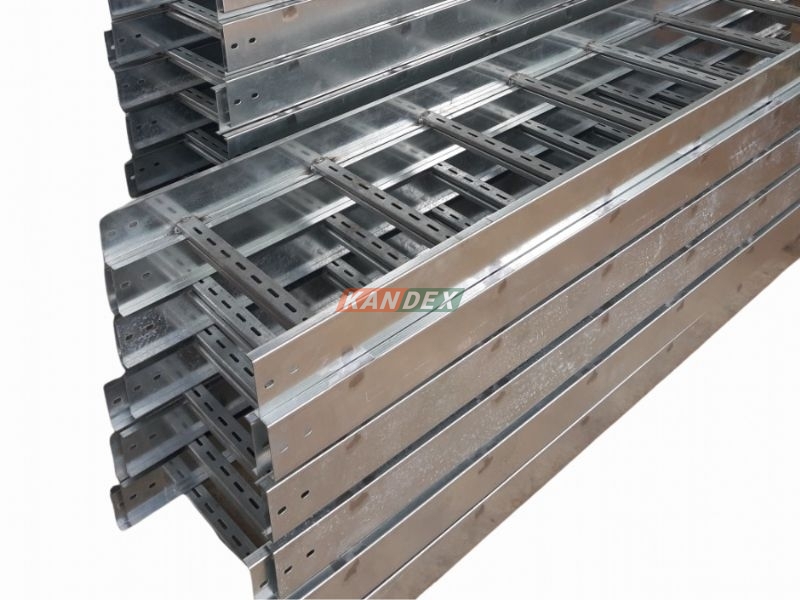 Thang Cáp Tôn Mạ Kẽm – Nhẹ, Bền, Tối Ưu Chi Phí Hệ Cáp