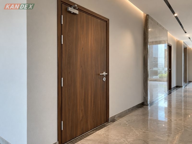 Cửa Sắt Chống Cháy Vân Gỗ - Giao Chia Theo Đợt Có Lợi Gì?